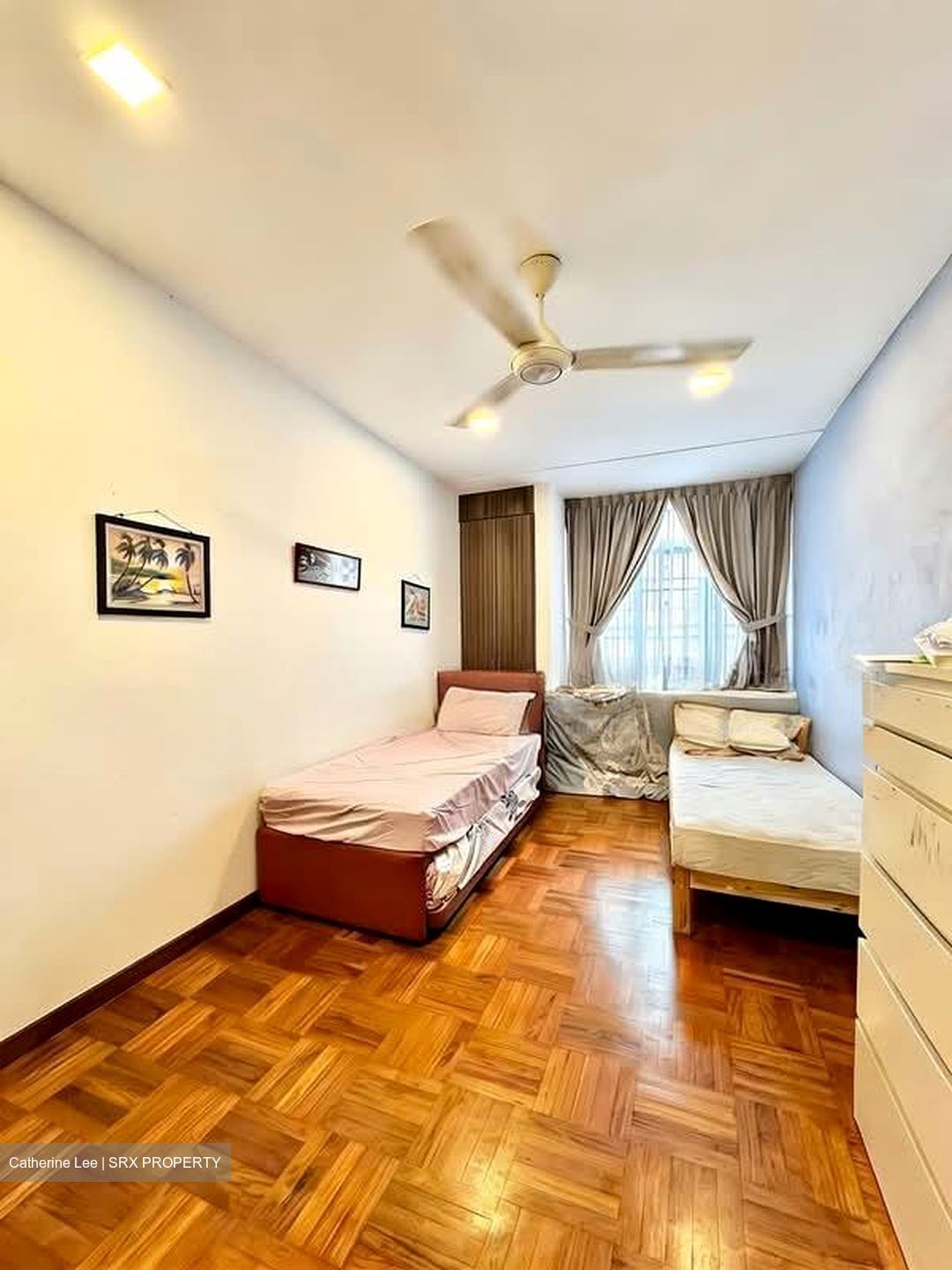 Holland Grove Road (D10), Terrace #570830901